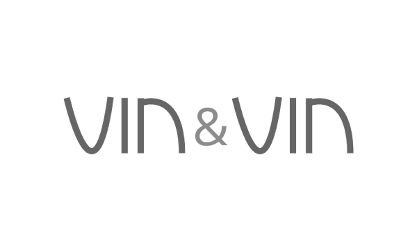 Vin & Vin 1 Case Logo Bw